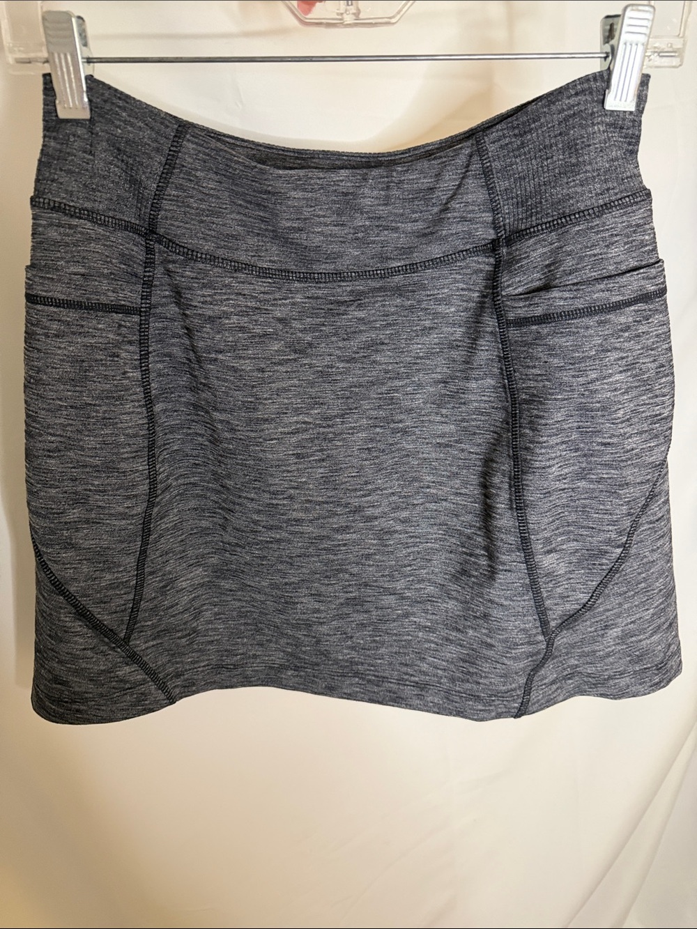 ATHLETA HEATHER GRAY ATHLETIC SKORT